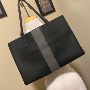 Vince Camuto Tote